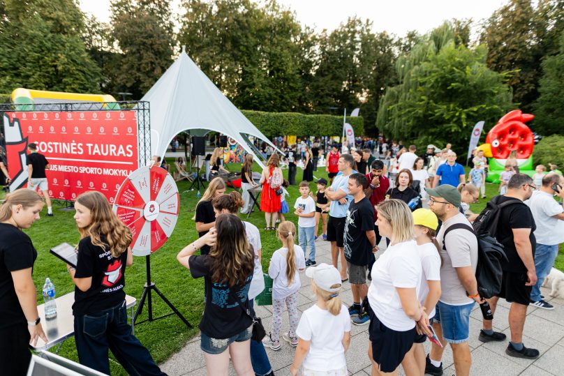 Vilniaus miesto sporto mokykla „Sostinės tauras“