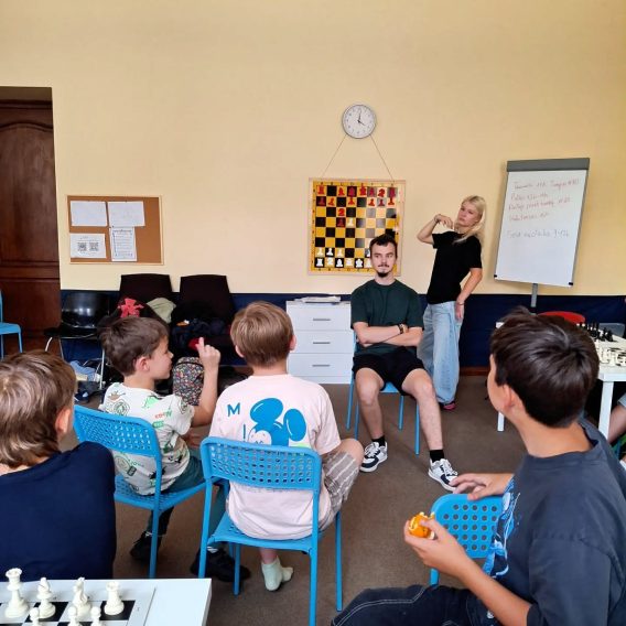 „EasyChess“ / VšĮ „Šachmatai visiems“